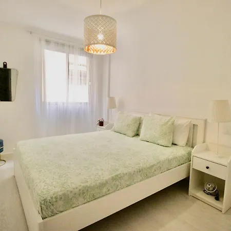 Sweet Apartment *
